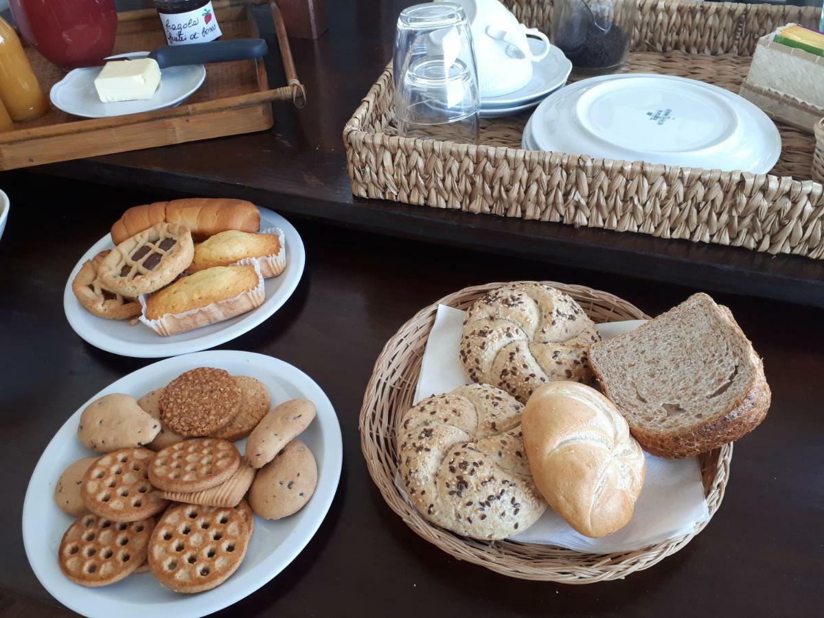 B&B Fiera - Mini Attico Bologna Ngoại thất bức ảnh