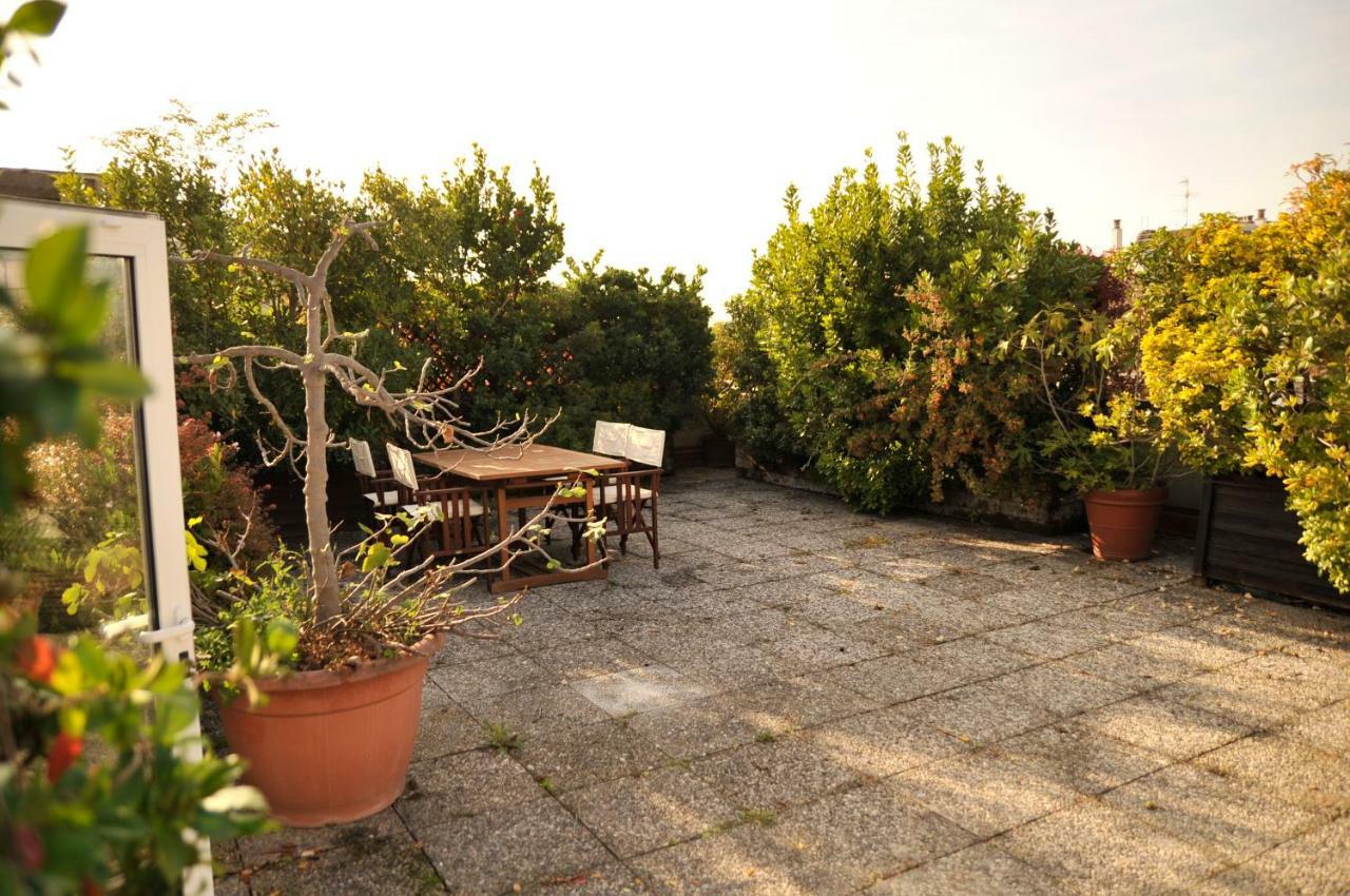 B&B Fiera - Mini Attico Bologna Ngoại thất bức ảnh